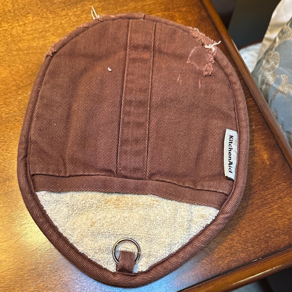 KitchenAid Chocolate Brown Oven Mitt